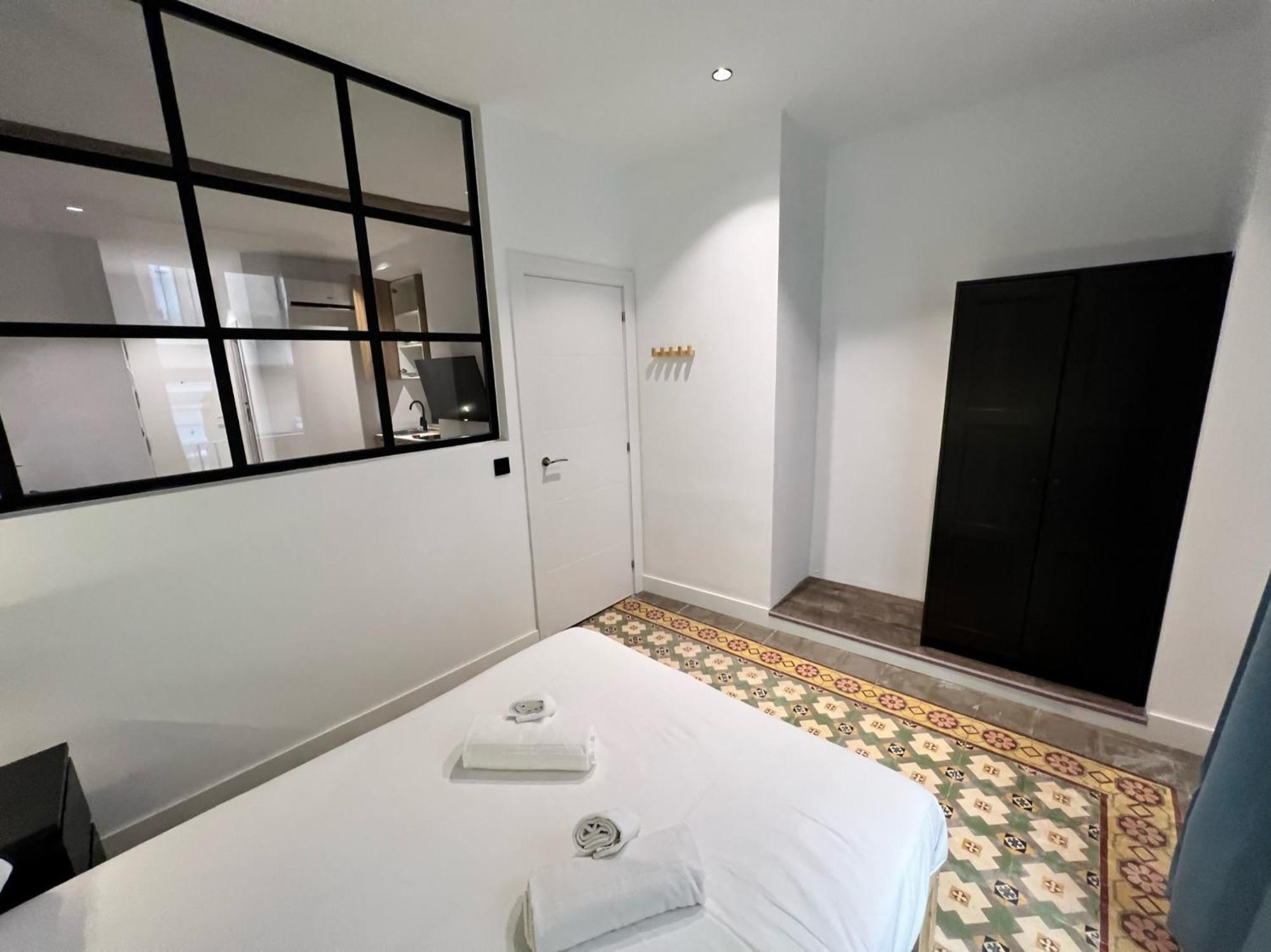 Apartamenticos El Tubo I Saragoça Quarto foto