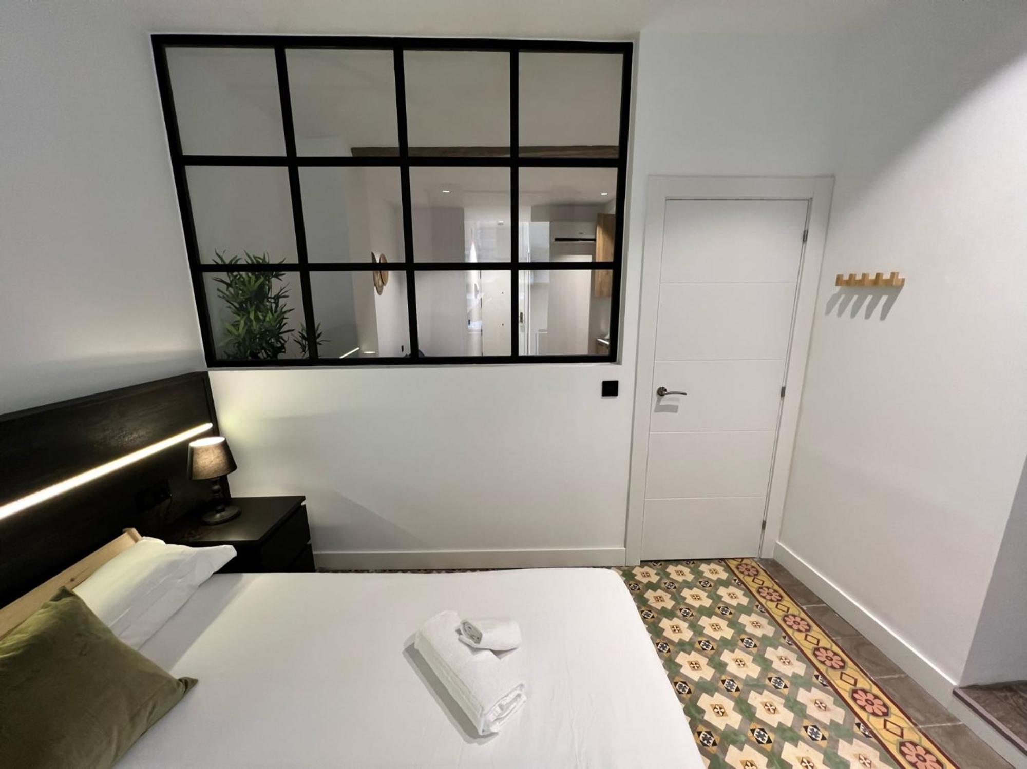 Apartamenticos El Tubo I Saragoça Quarto foto