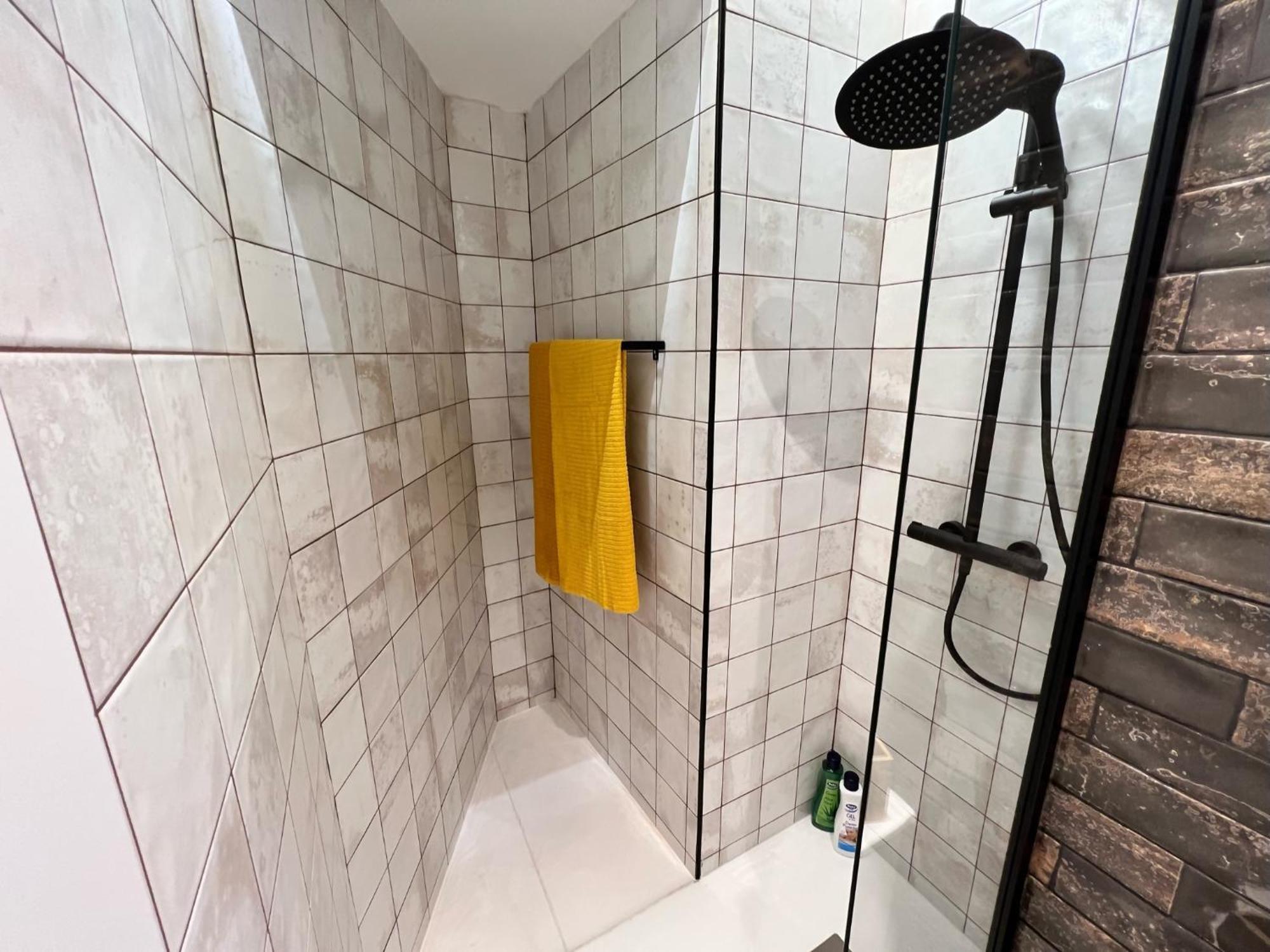 Apartamenticos El Tubo I Saragoça Quarto foto